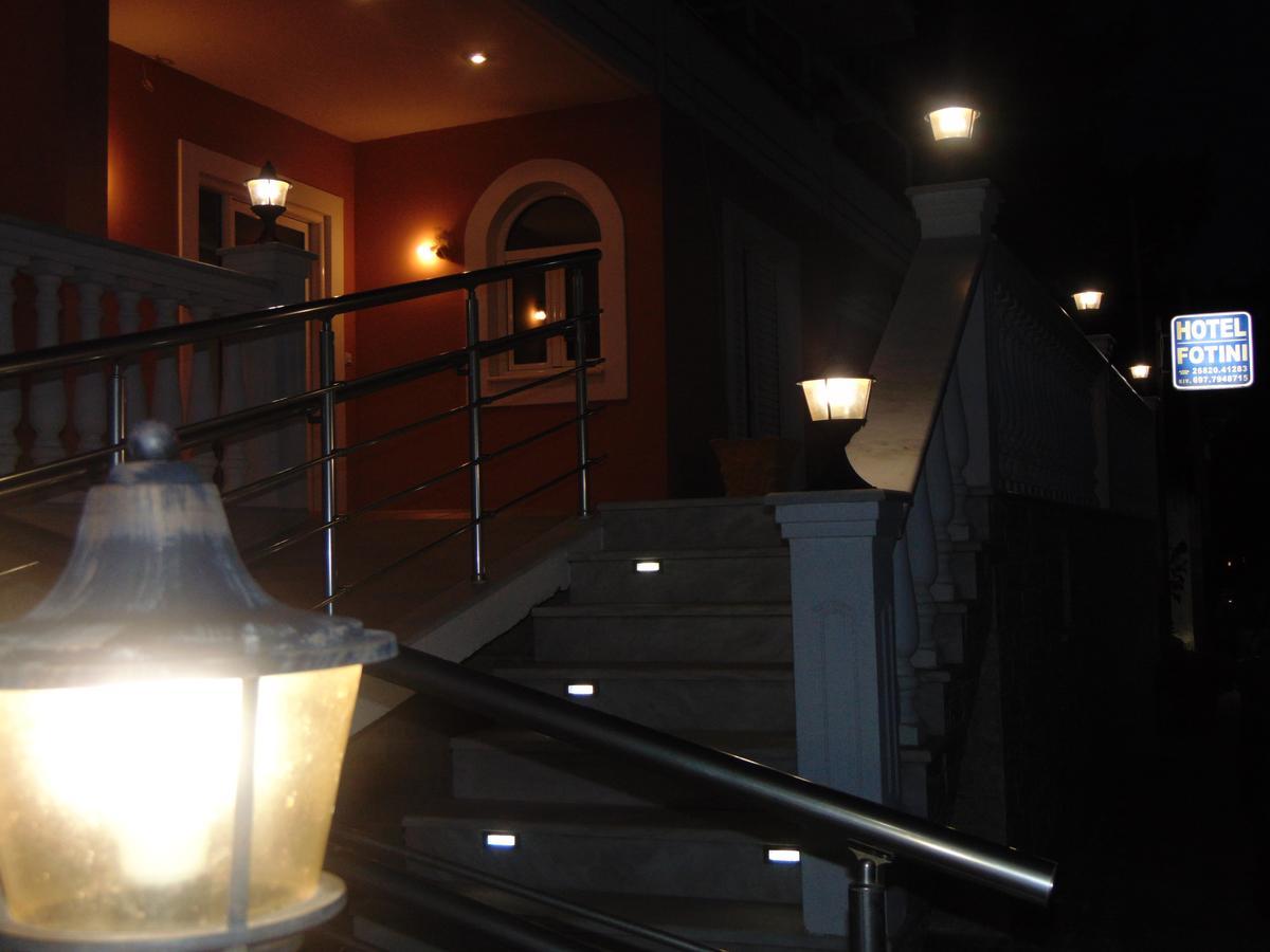 ميتيكاس Hotel Fotini المظهر الخارجي الصورة